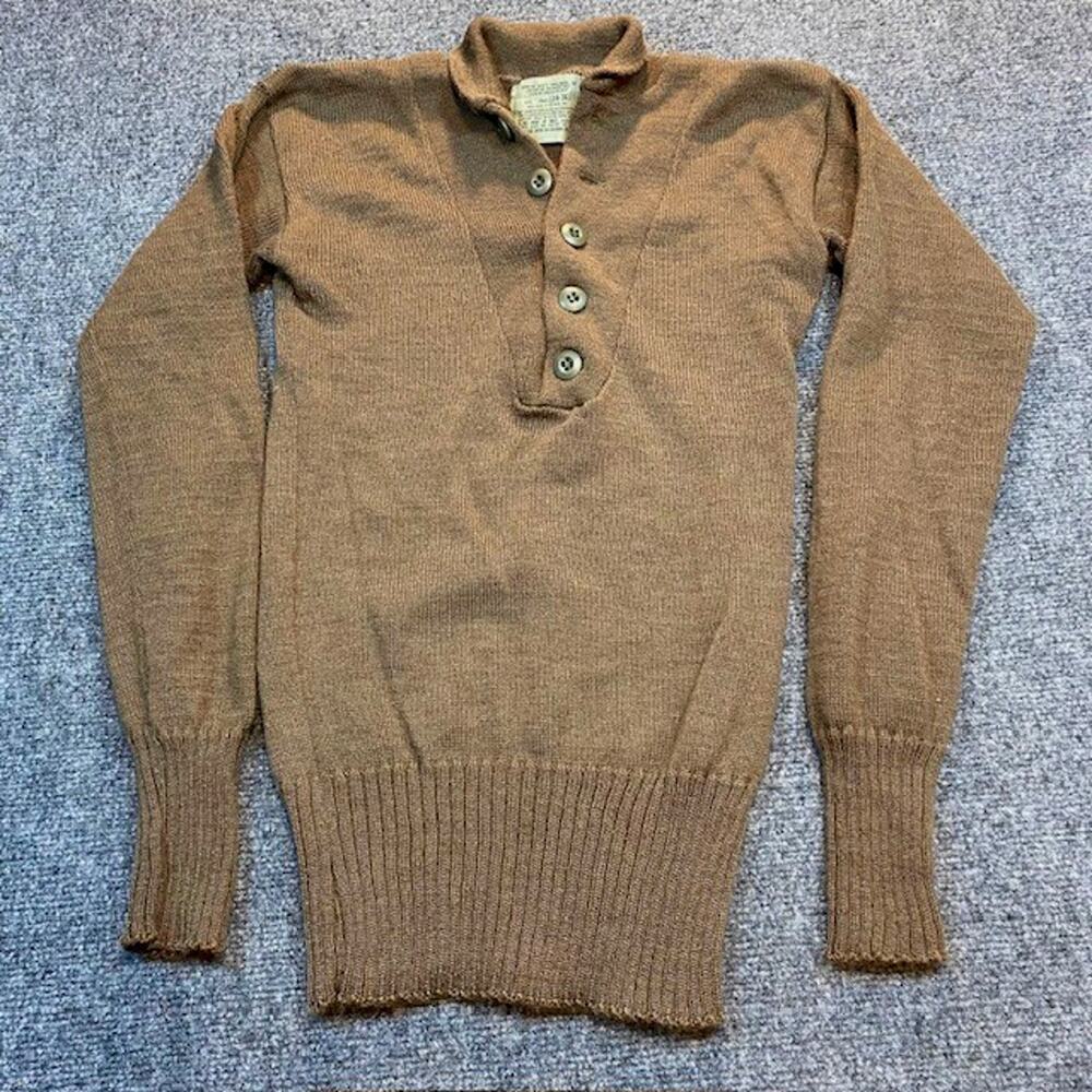 Vintage US Army Henley Wool Pullover Sweater Men Small Jack Young Military Brown